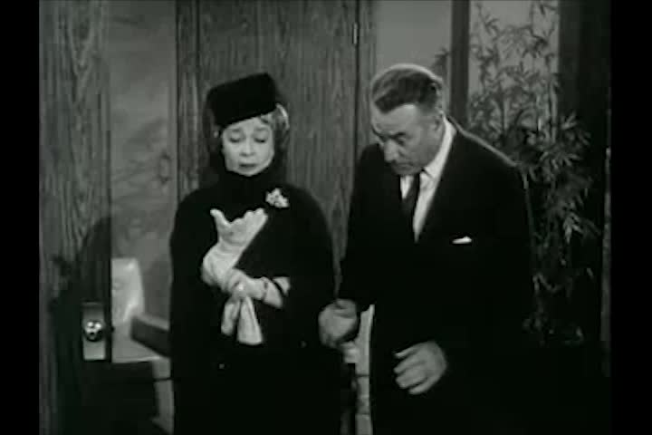 Thumbnail image for Beverly Hillbillies - S01 E18 - Jed Saves Drysdale's Marriage