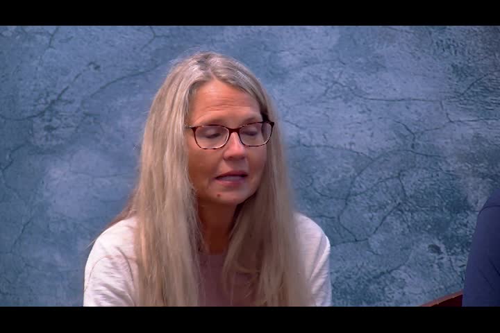 Thumbnail image for Beverly Hillbillies - S01 E02 - Getting Settled