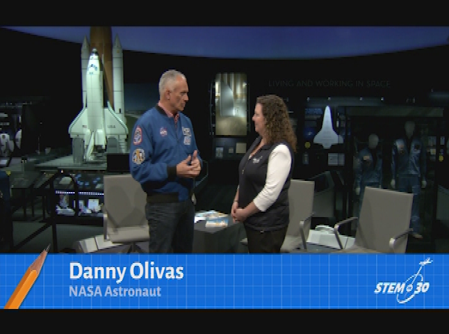 Thumbnail image for Smithsonian STEM in 30 S03-E01-Star Trek